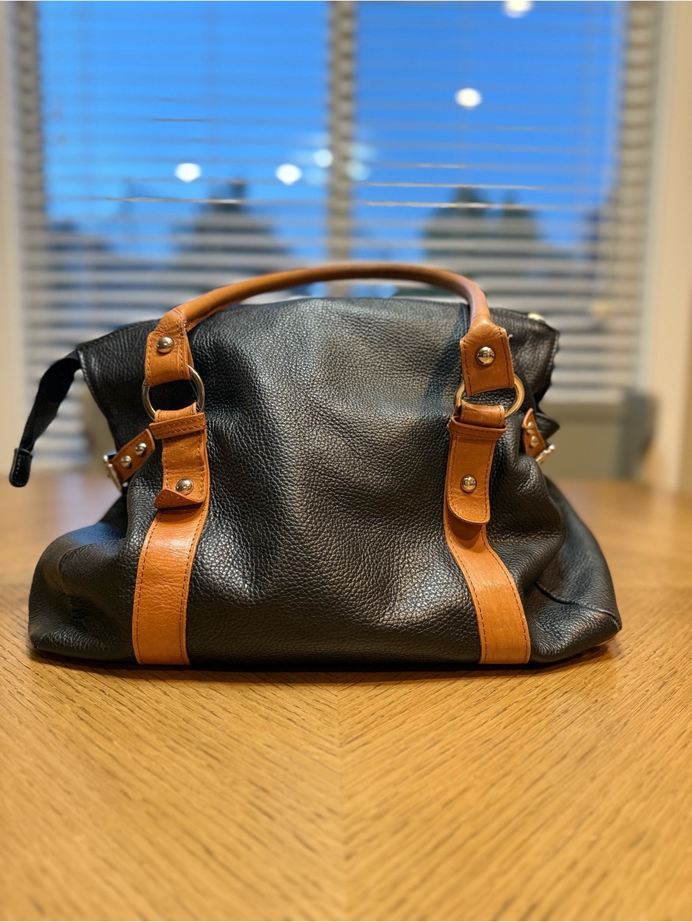 Valentina Italia Large Black & Tan Leather Slouchy Tote Shoulder Bag - Picture 2 of 16